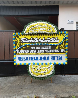 Papan Bunga Duka di Sindang Sari