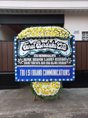 Papan Bunga Duka di Sindang Sari